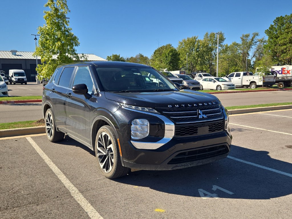 Used 2022 Mitsubishi Outlander ES CUV