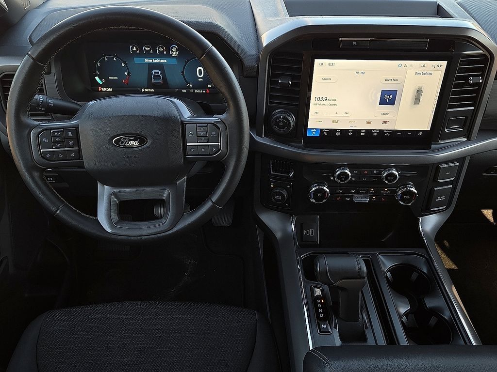 2025 Ford F-150 XLT - Photo 10