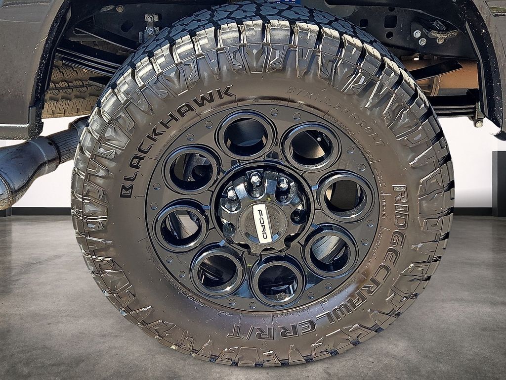 2023 Ford F-350 Super Duty XLT - Photo 7