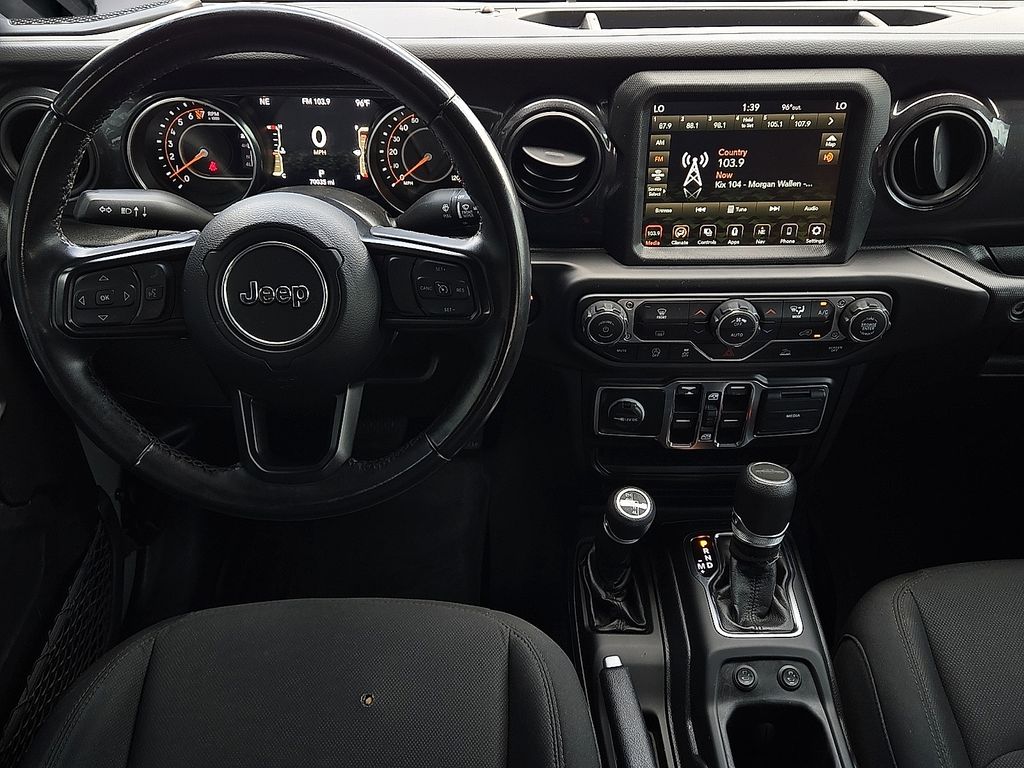 2022 Jeep Gladiator Altitude - Photo 9