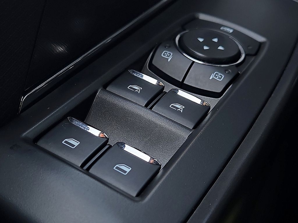 2024 Ford F-150 XLT - Photo 17