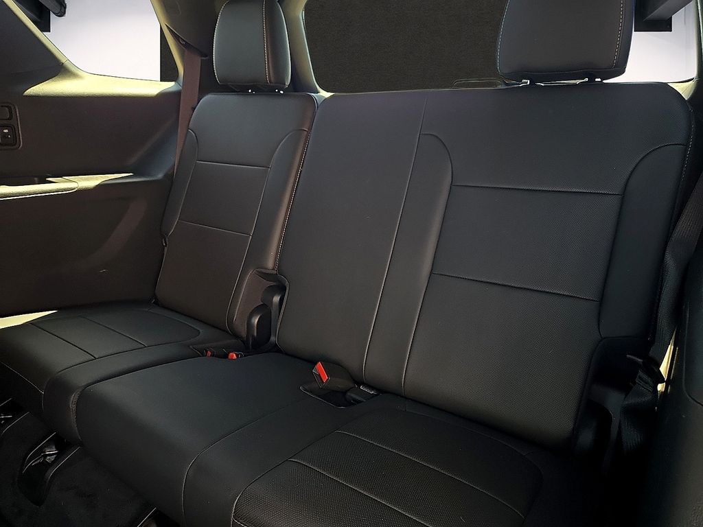 2023 Chevrolet Traverse Premier - Photo 9