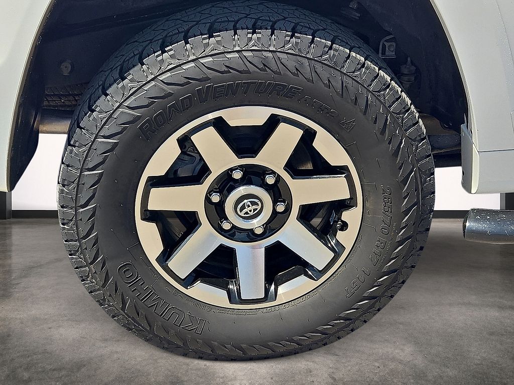 2022 Toyota 4Runner TRD Sport - Photo 7