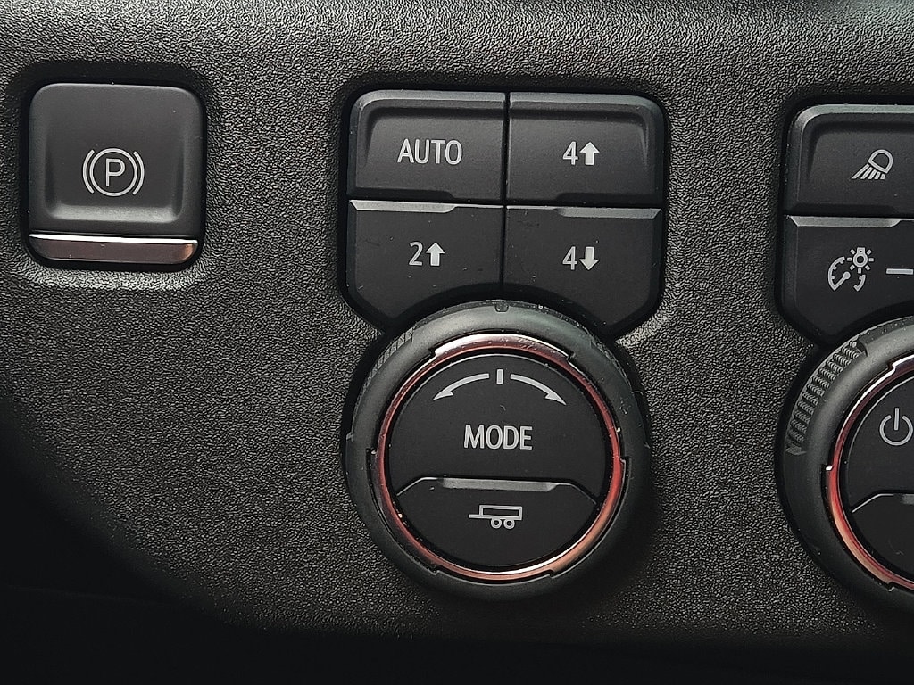 2023 Chevrolet Silverado 1500 High Country - Photo 17