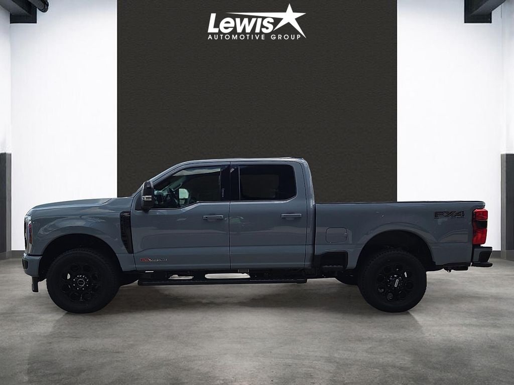 New 2026 Ford F-250SD Lariat Truck Crew Cab
