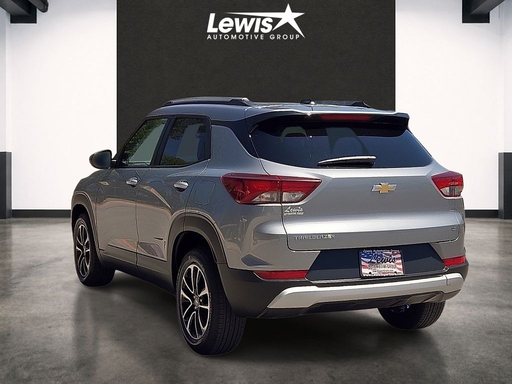 2025 Chevrolet Trailblazer LT - Photo 3