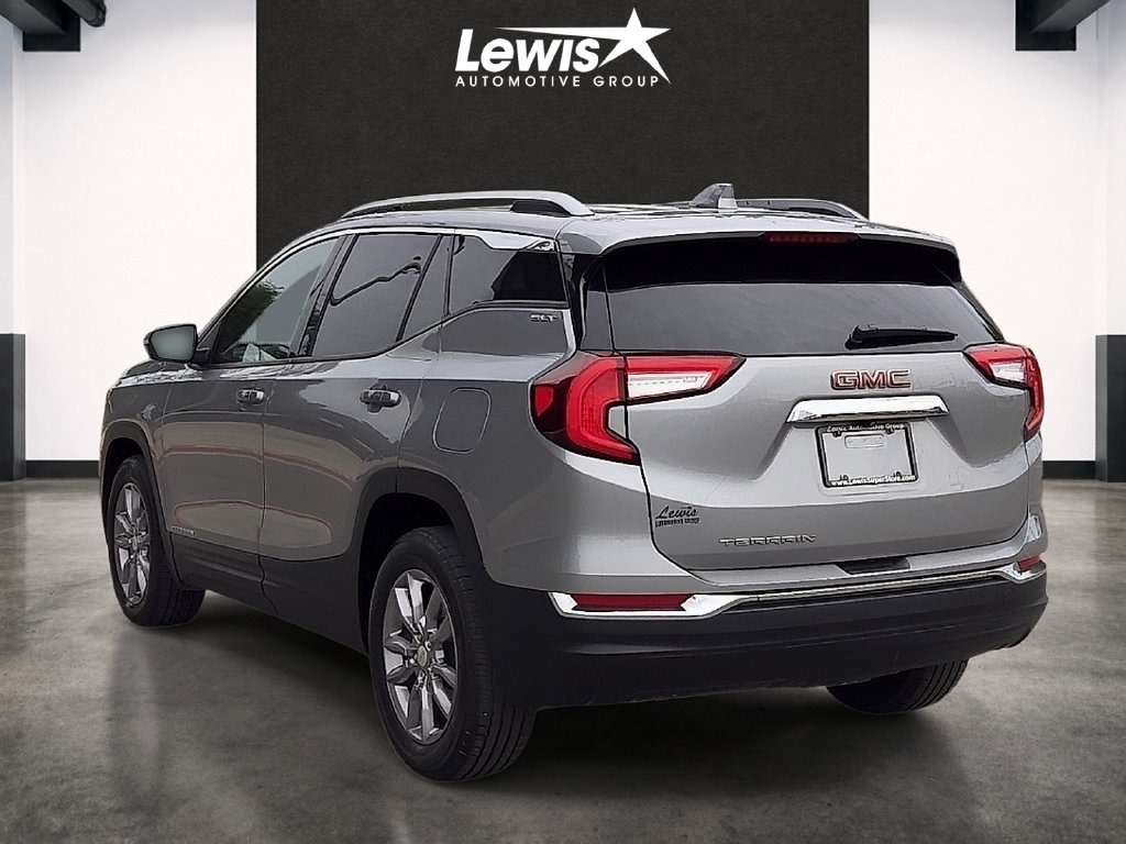 Used 2024 GMC Terrain SLT SUV