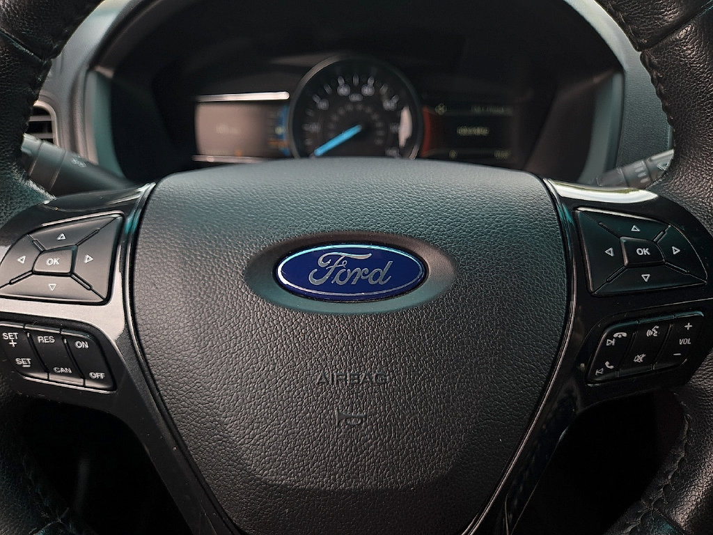2018 Ford Explorer XLT - Photo 18