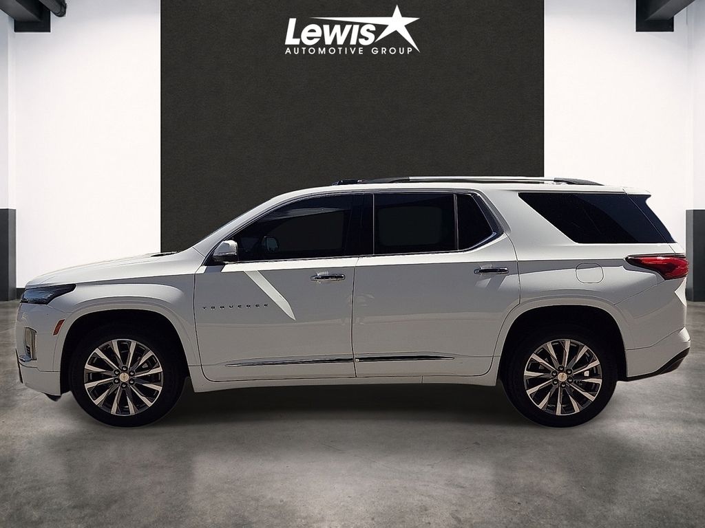 2023 Chevrolet Traverse Premier - Photo 2