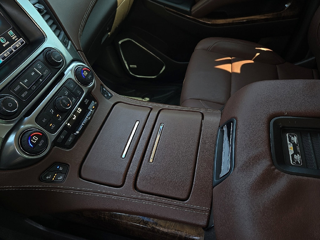 2016 Chevrolet Tahoe LTZ - Photo 21