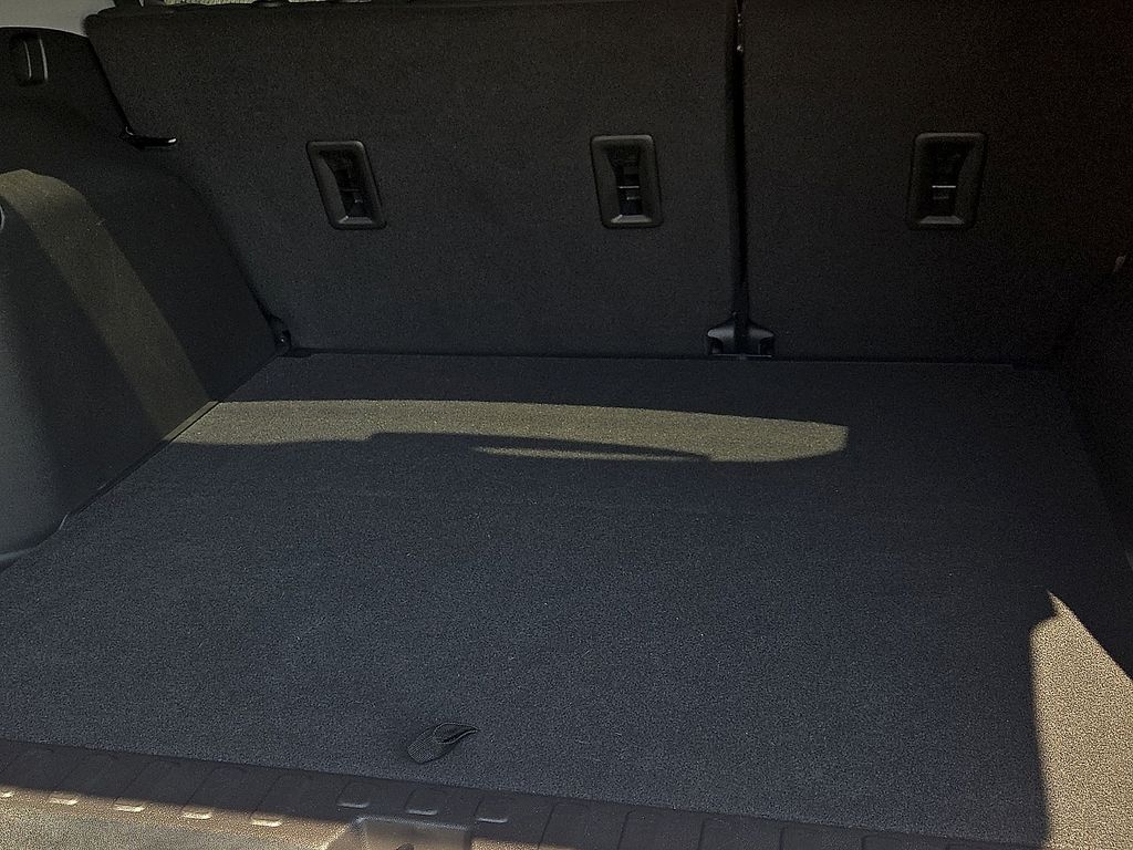 2024 GMC Terrain SLE - Photo 8