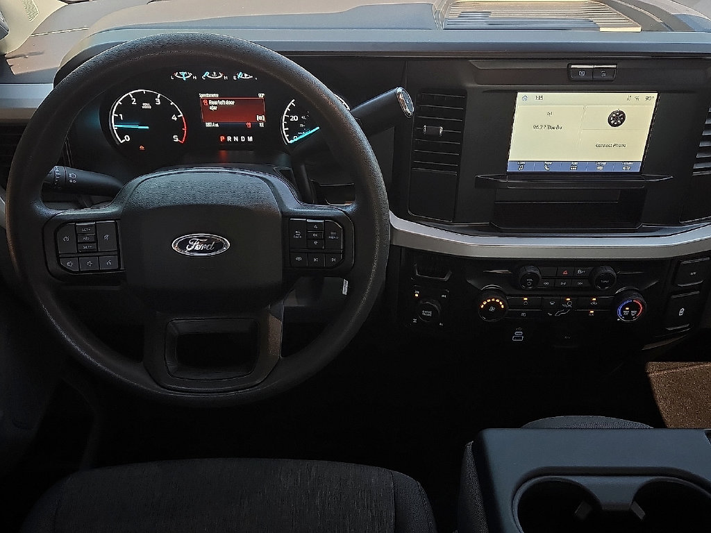 2026 Ford F-250 Super Duty XL - Photo 9