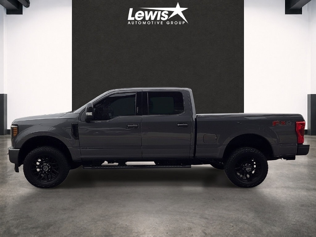 Used 2019 Ford F-250SD Lariat Truck Crew Cab