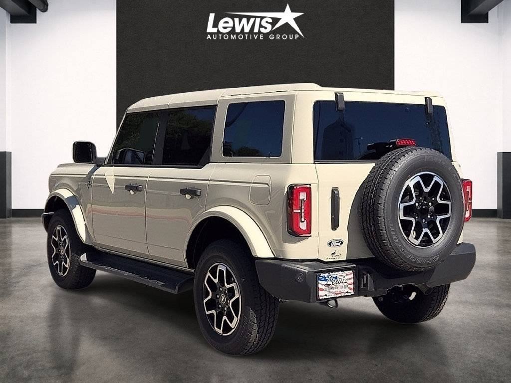 New 2026 Ford Bronco Outer Banks SUV