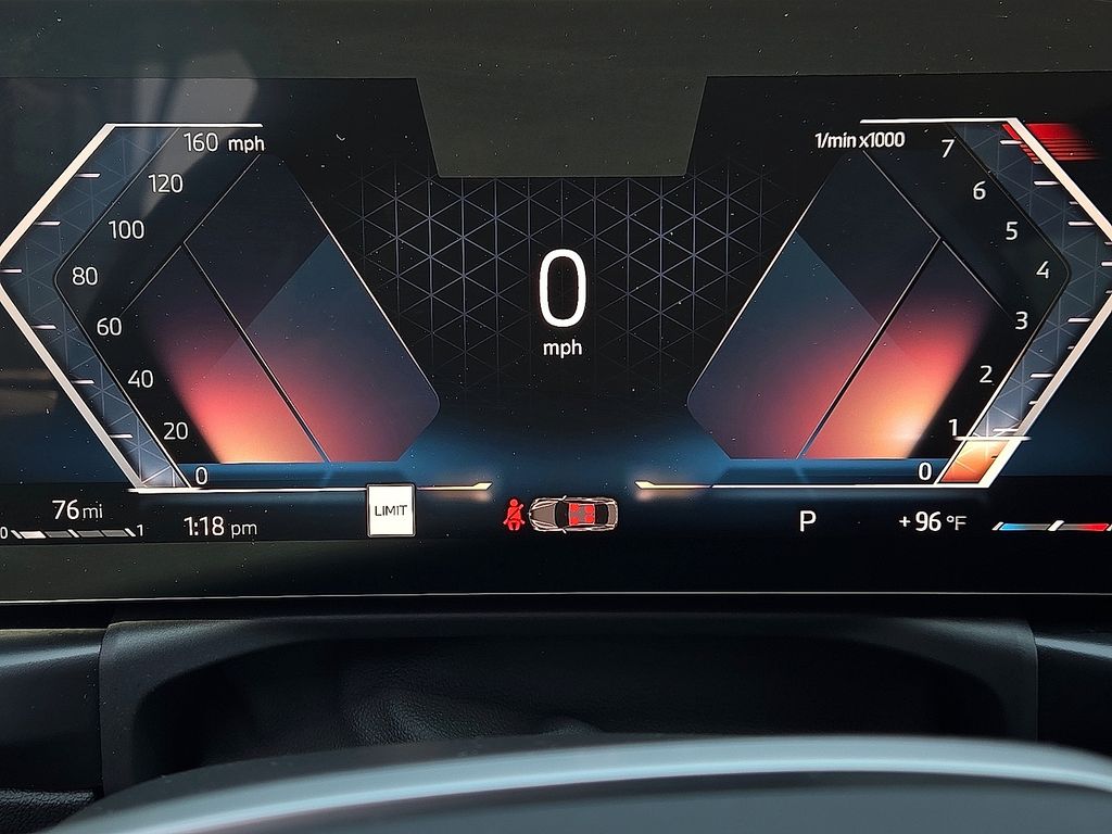 2025 BMW 2 Series 230i - Photo 18