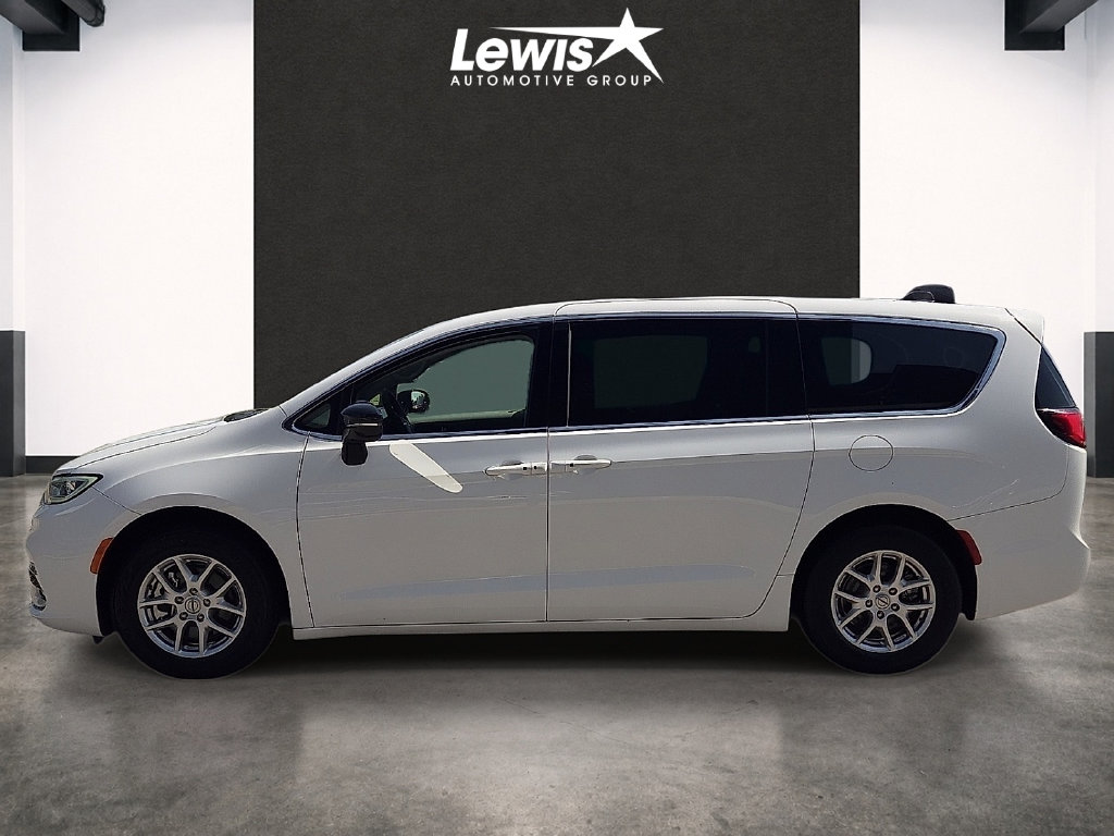 Used 2024 Chrysler Pacifica Touring L Van Passenger Van