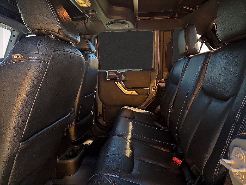 2014 Jeep Wrangler Unlimited Rubicon - Photo 9