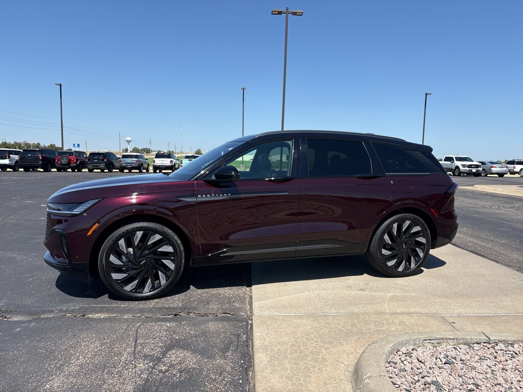Used 2024 Lincoln Nautilus Reserve Sport Utility