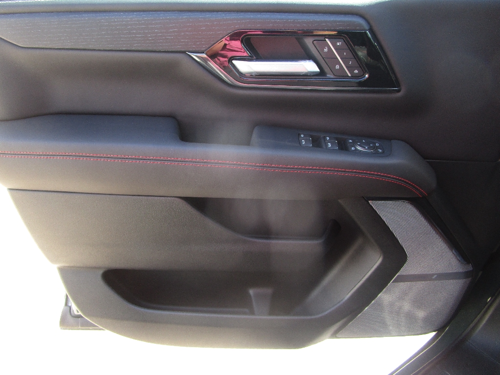 New 2026 GMC Yukon XL AT4 Ultimate SUV