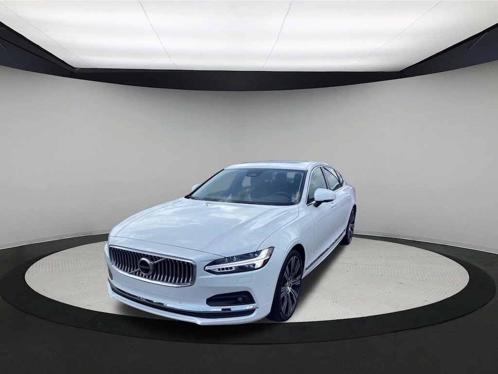 Used 2023 Volvo S90 Plus B6 AWD Plus