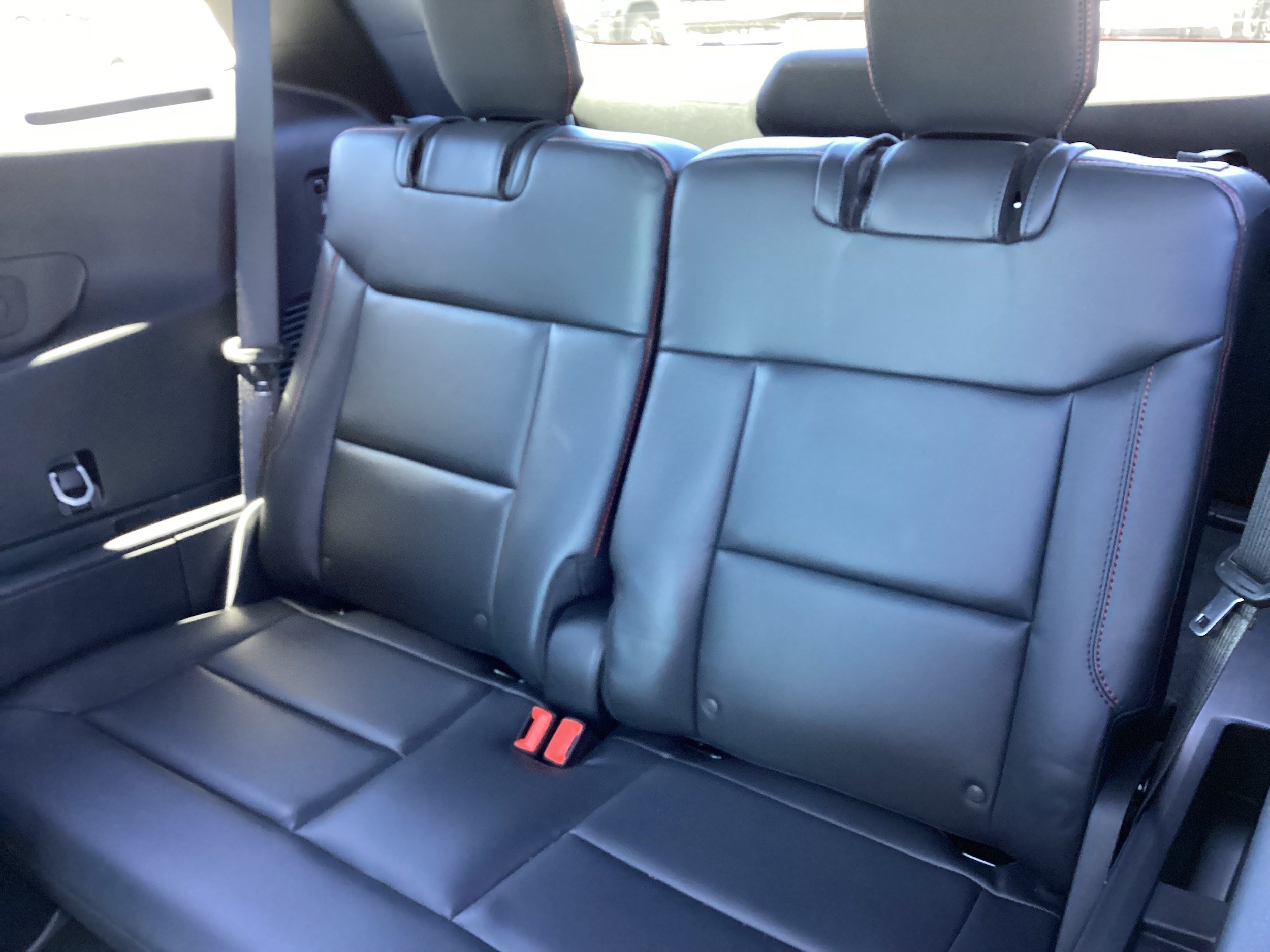 2026 Ford Explorer ST - Photo 14