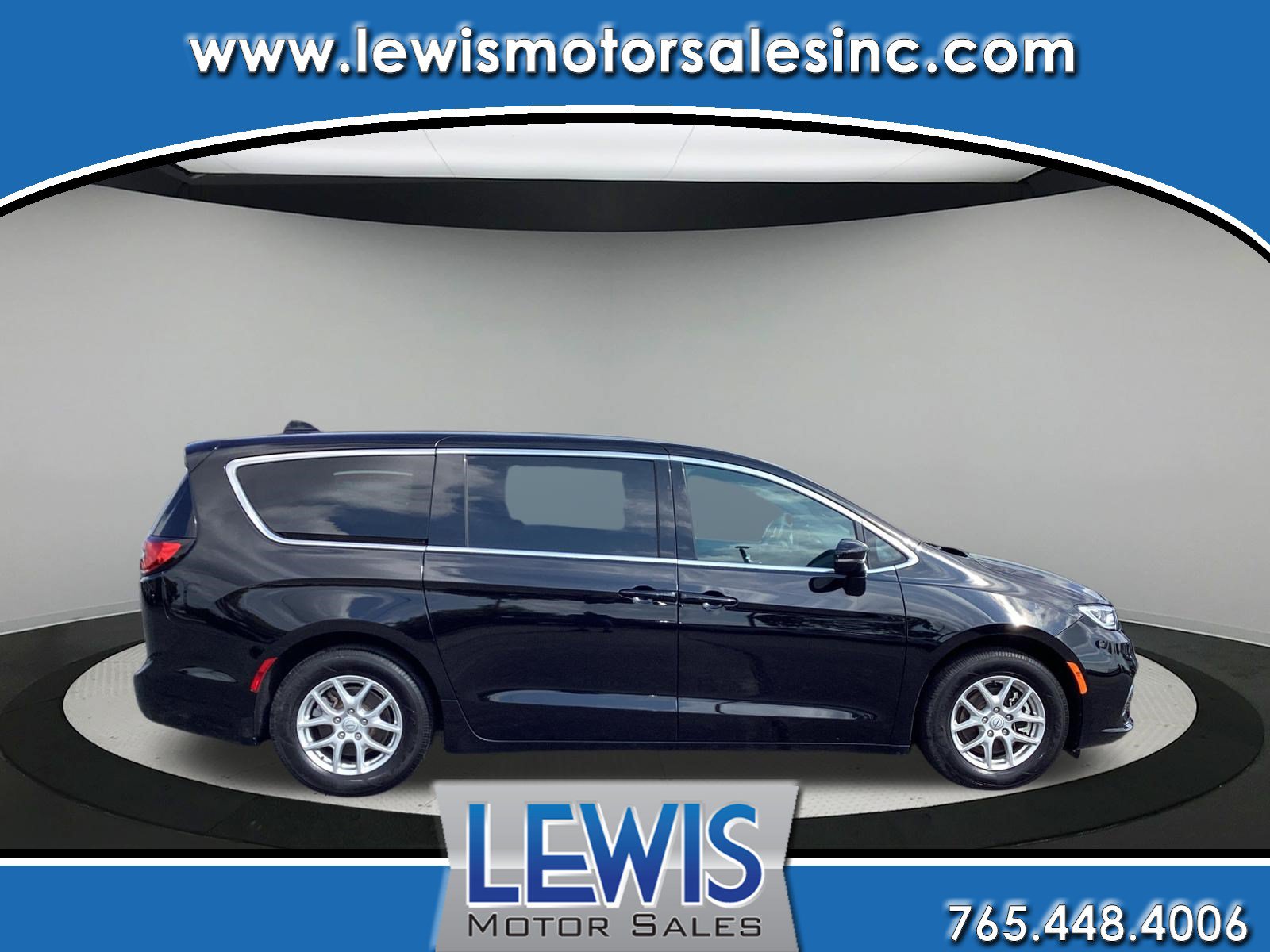 Used 2026 Chrysler Pacifica Select Van Passenger Van