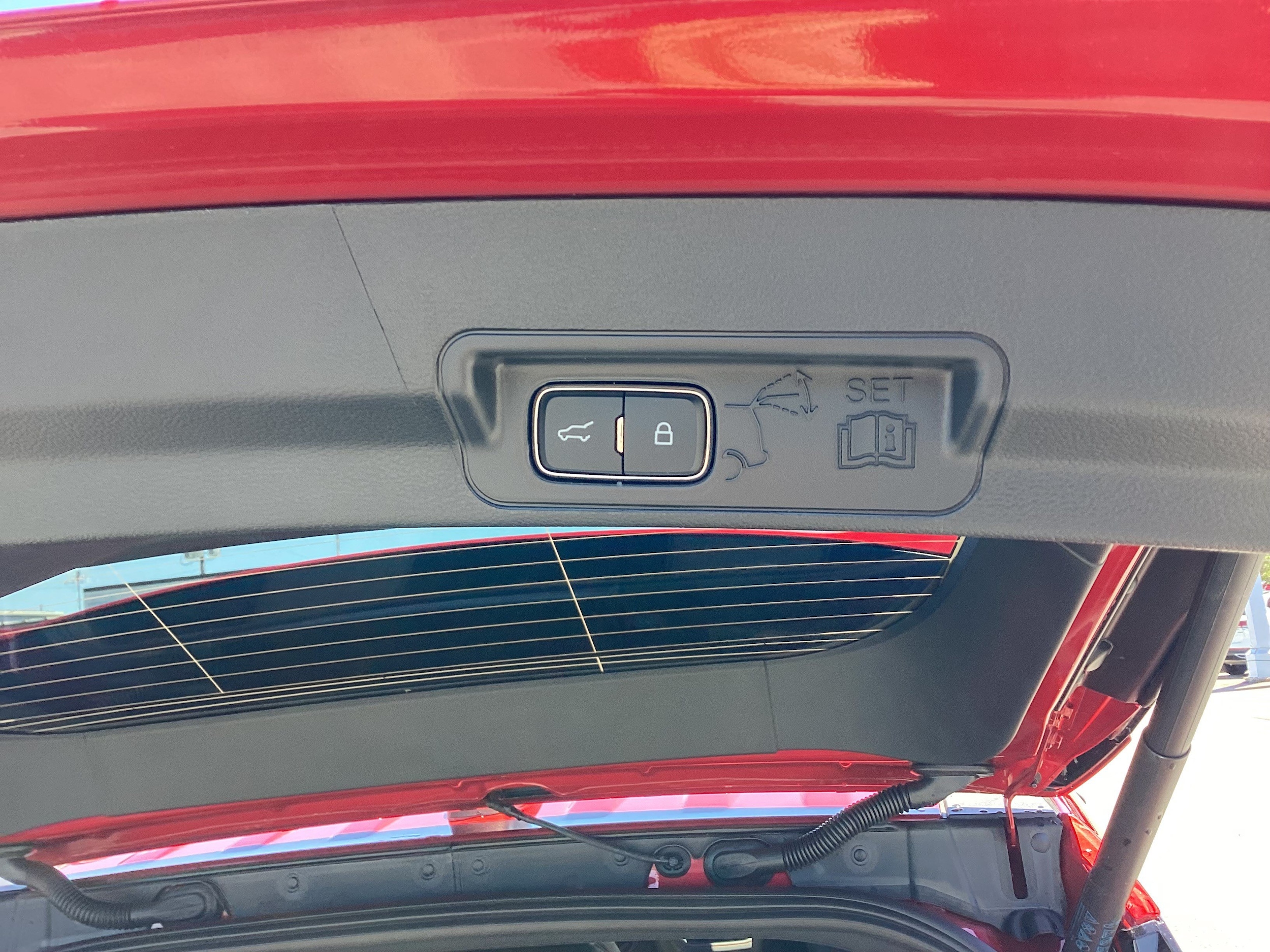 2026 Ford Explorer ST - Photo 16