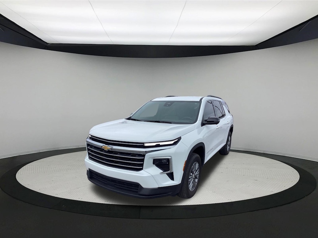 Used 2026 Chevrolet Traverse LT SUV