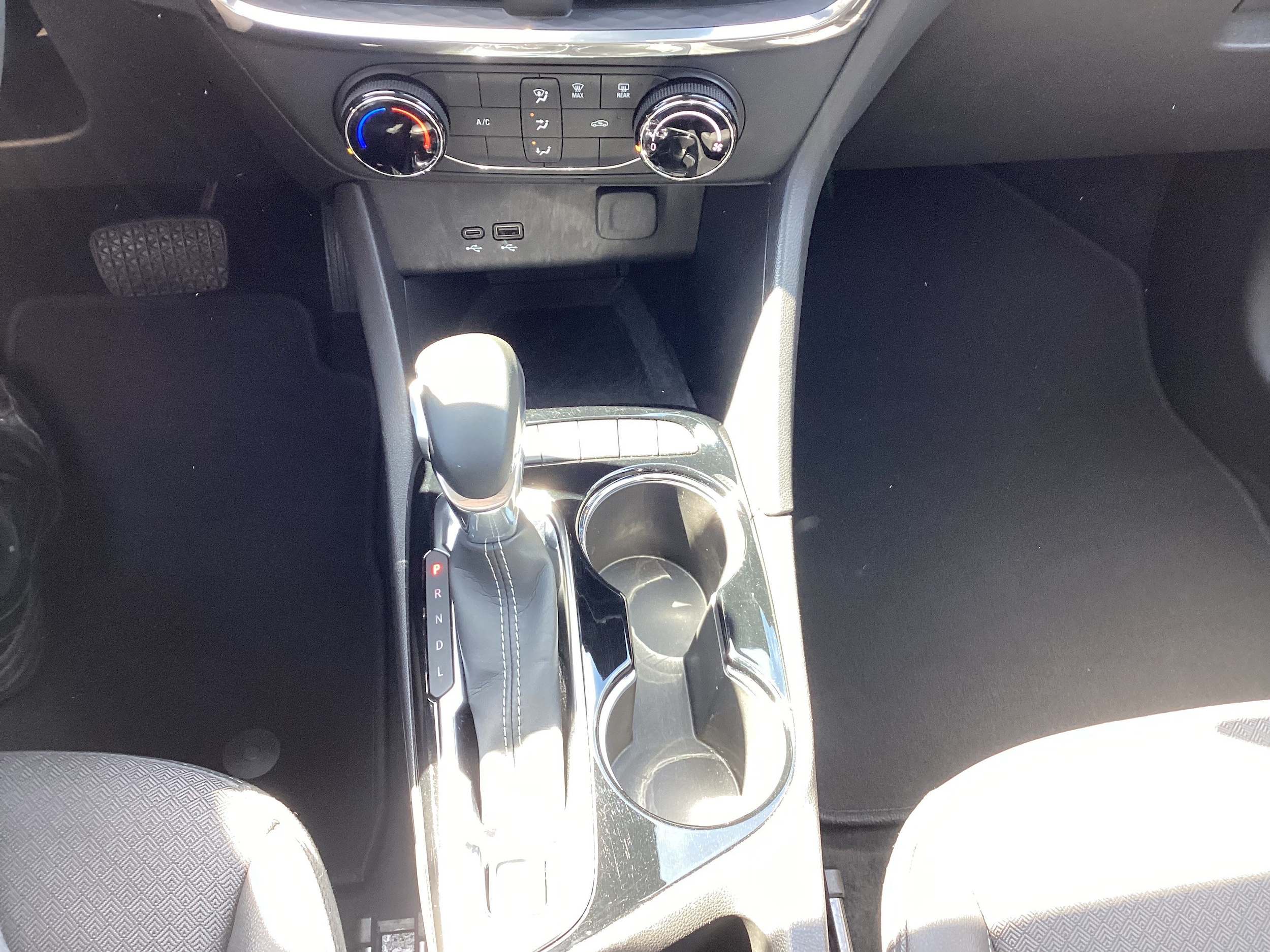 2025 Buick Encore GX Preferred - Photo 19