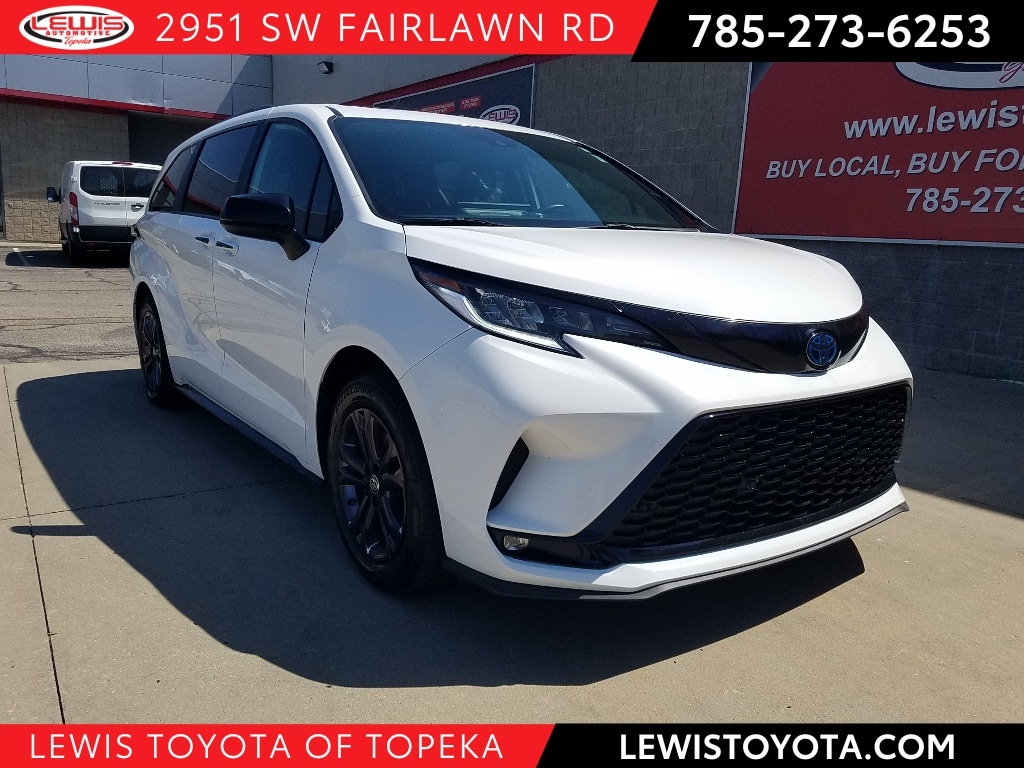 2025 Toyota Sienna XSE