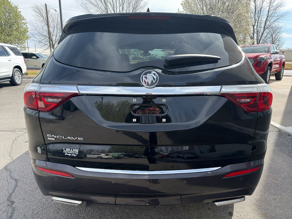 Used 2024 Buick Enclave Premium SUV