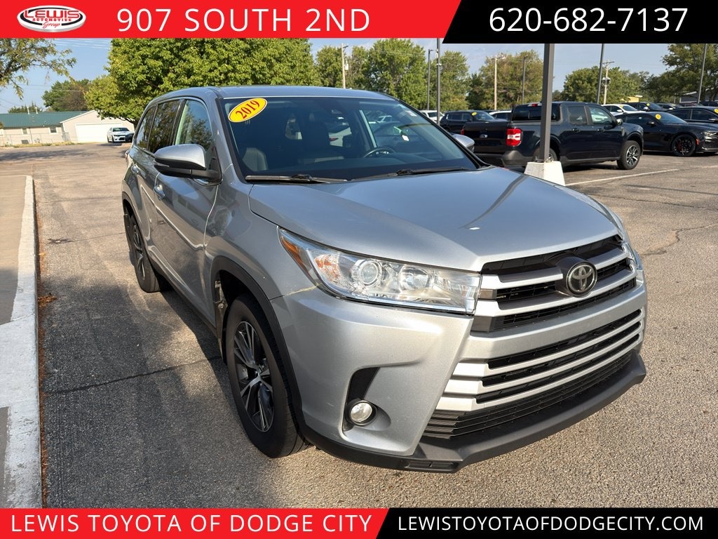 Used 2019 Toyota Highlander LE Plus SUV