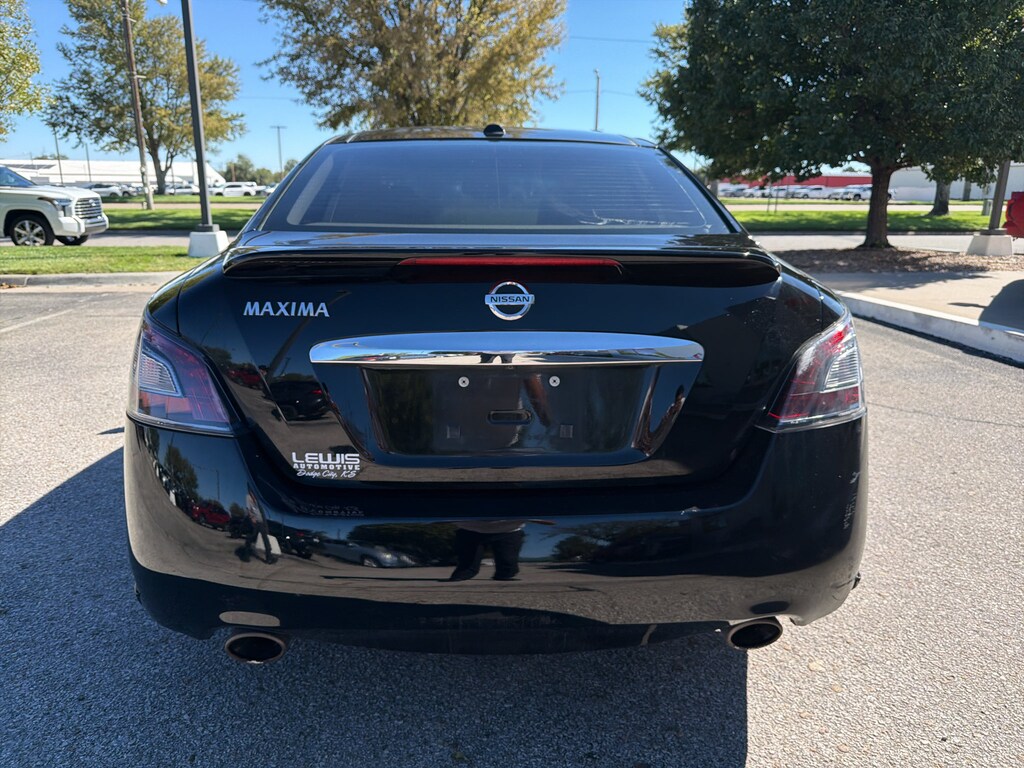 Used 2012 Nissan Maxima 3.5 SV w/Premium Pkg Sedan