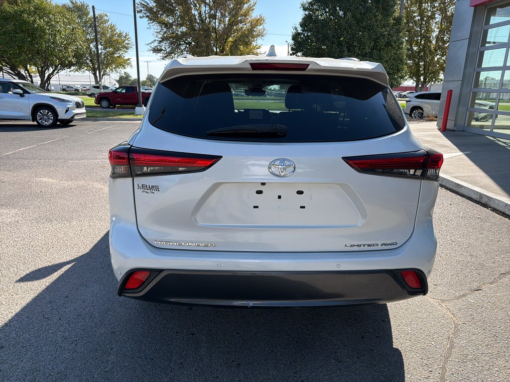 Used 2020 Toyota Highlander Limited SUV