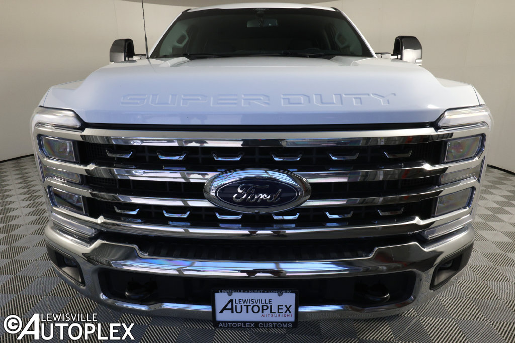 Used 2025 Ford F-250SD Lariat Truck