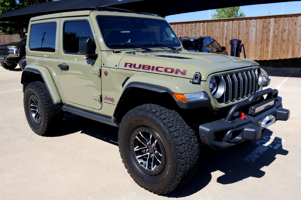 Used 2025 Jeep Wrangler Rubicon SUV