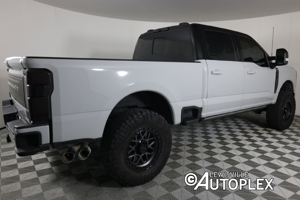 Used 2025 Ford F-250SD Platinum Truck