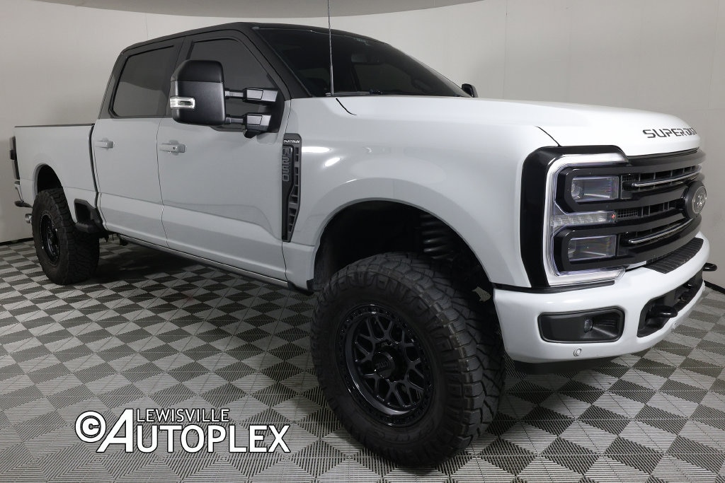 Used 2025 Ford F-250SD Platinum Truck