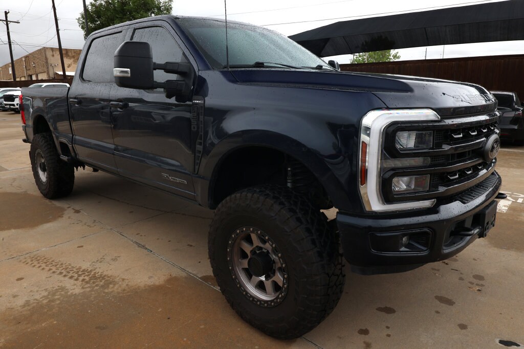 Used 2024 Ford F-250 Lariat Truck