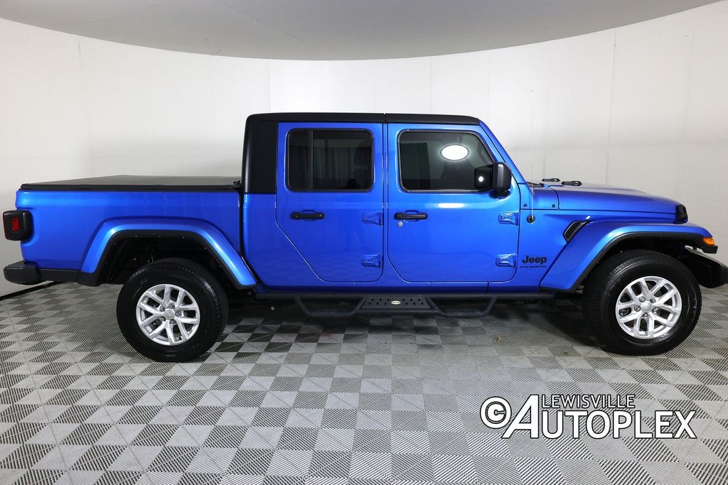 Used 2023 Jeep Gladiator Sport S Truck