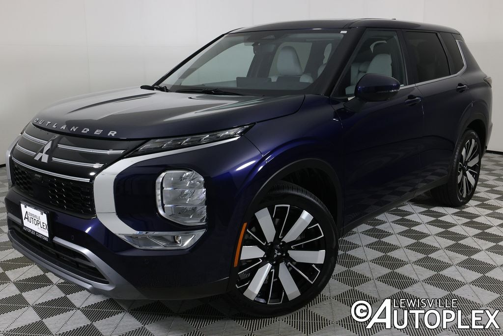 Used 2025 Mitsubishi Outlander SE SUV