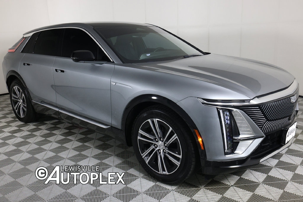 Used 2024 Cadillac Lyriq Luxury SUV