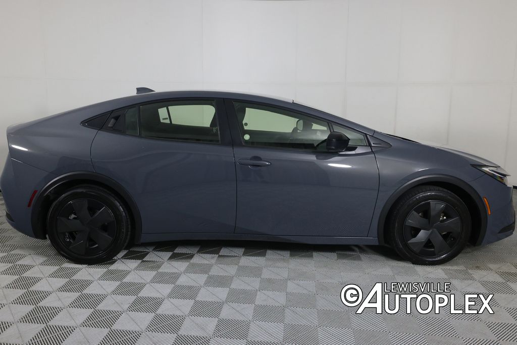 Used 2025 Toyota Prius LE Hatchback