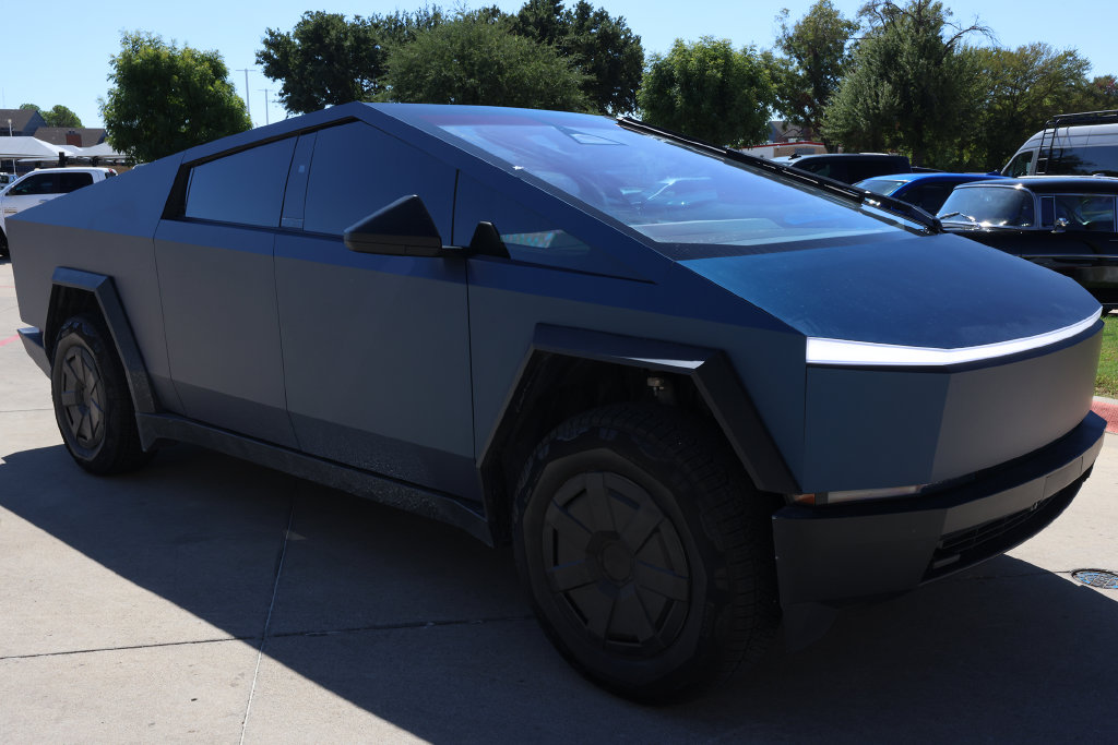 Used 2025 Tesla Cybertruck Base Truck
