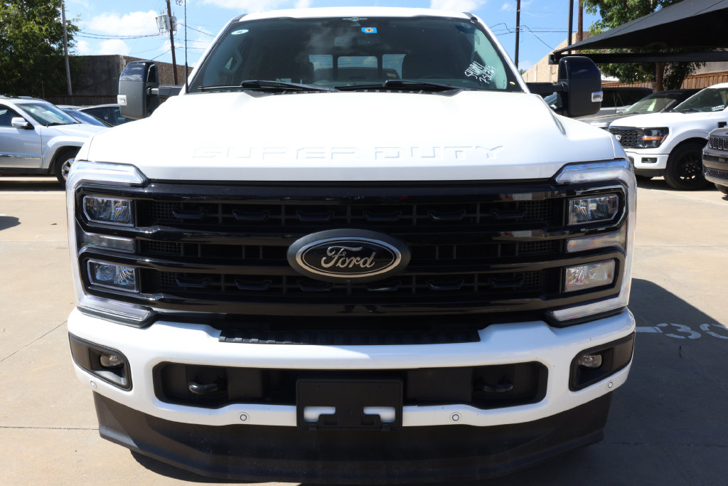 Used 2023 Ford F-250 Lariat Truck