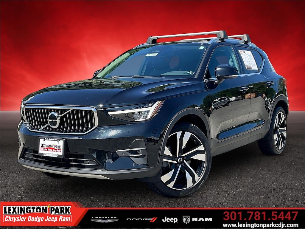 Used 2023 Volvo XC40 Ultimate Bright Theme B5 AWD Ultimate Bright Theme