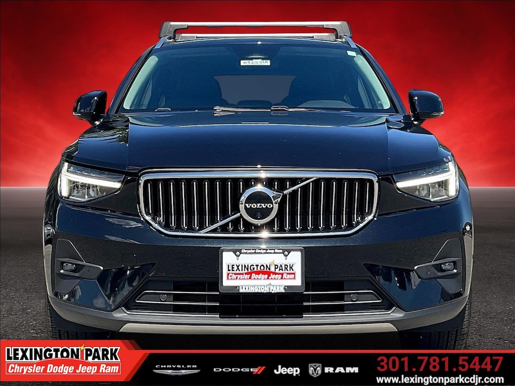 Used 2023 Volvo XC40 Ultimate Bright Theme B5 AWD Ultimate Bright Theme