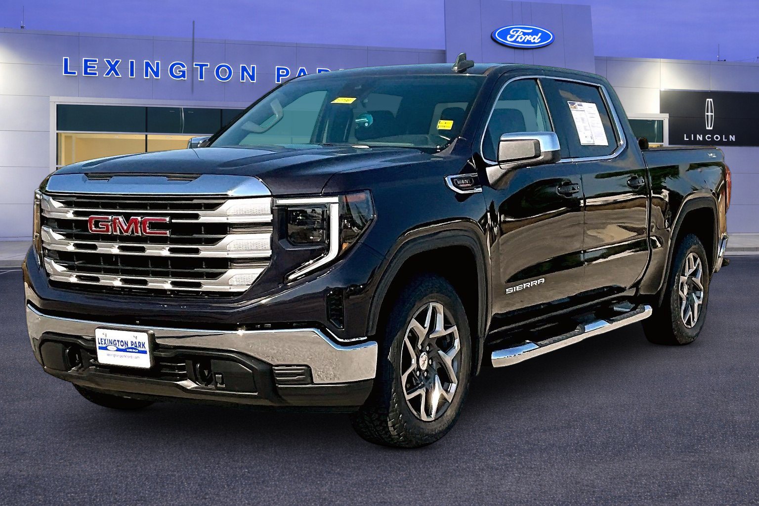 Used 2022 GMC Sierra 1500 SLE 4WD Crew Cab 147 SLE
