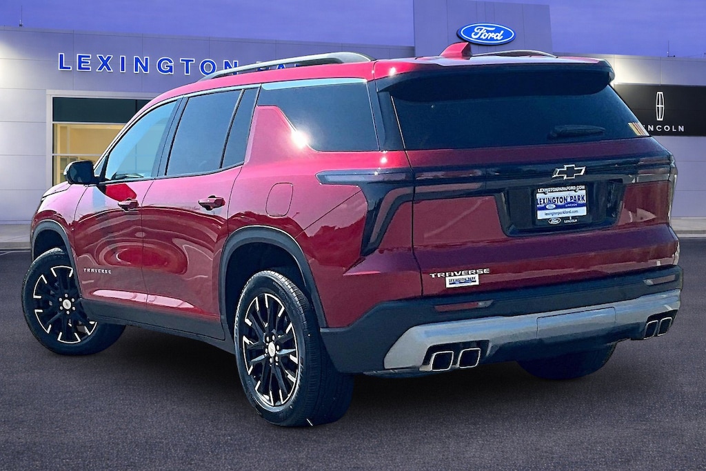 Used 2025 Chevrolet Traverse FWD LT FWD LT w/1LT