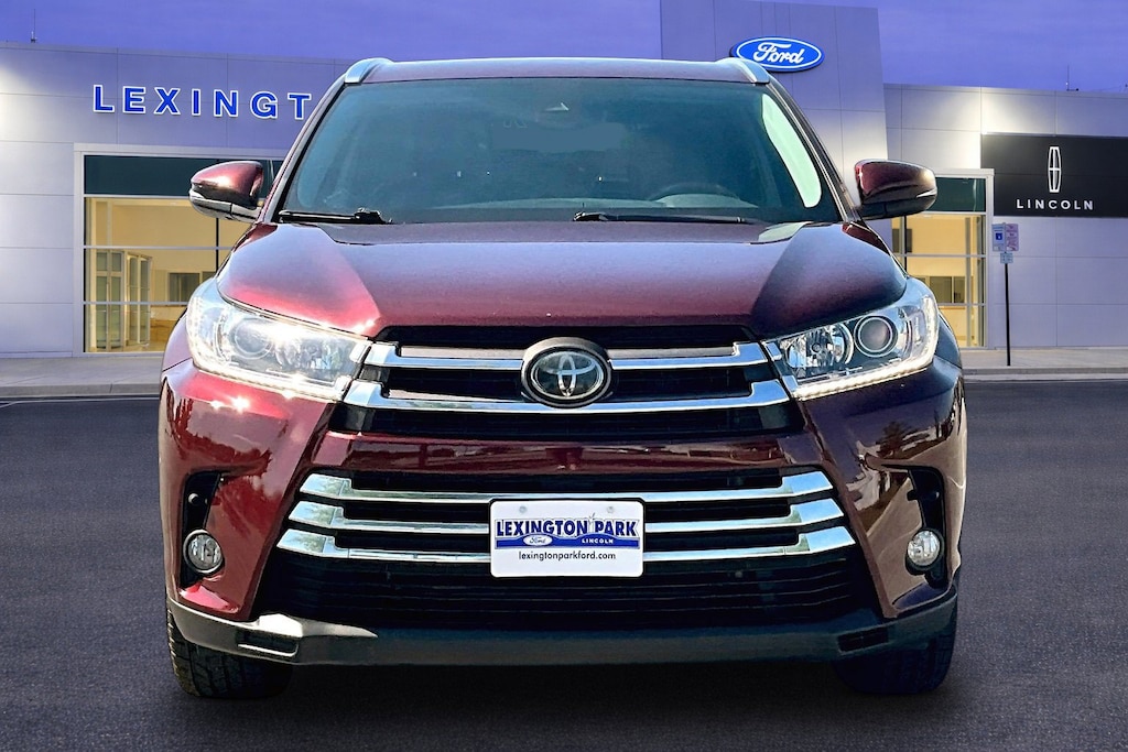 Used 2018 Toyota Highlander Limited Limited V6 AWD
